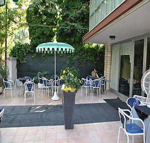 Hotel Bacco Rimini Exterior foto